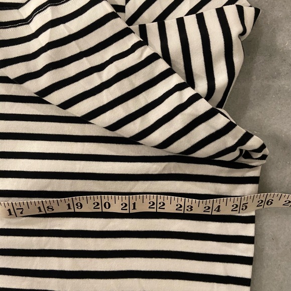 NWOT Serengeti Size 2X Black White Stripes Ice Skates Snow Long Sleeve Tee Shirt - Picture 9 of 12